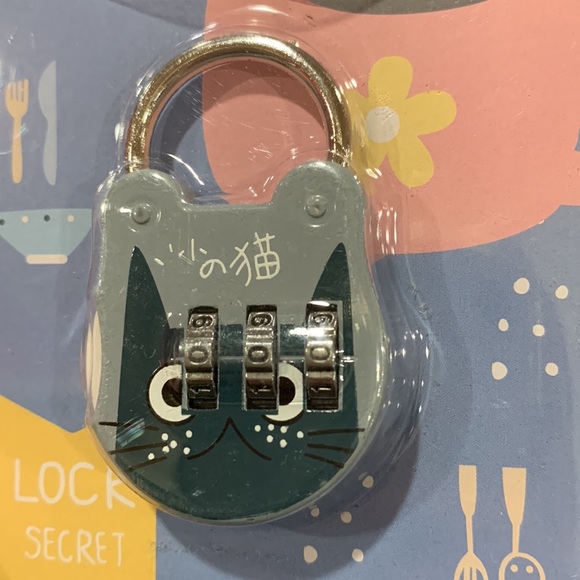 Mini Cat Design Padlock with Code - Picture 3 of 8